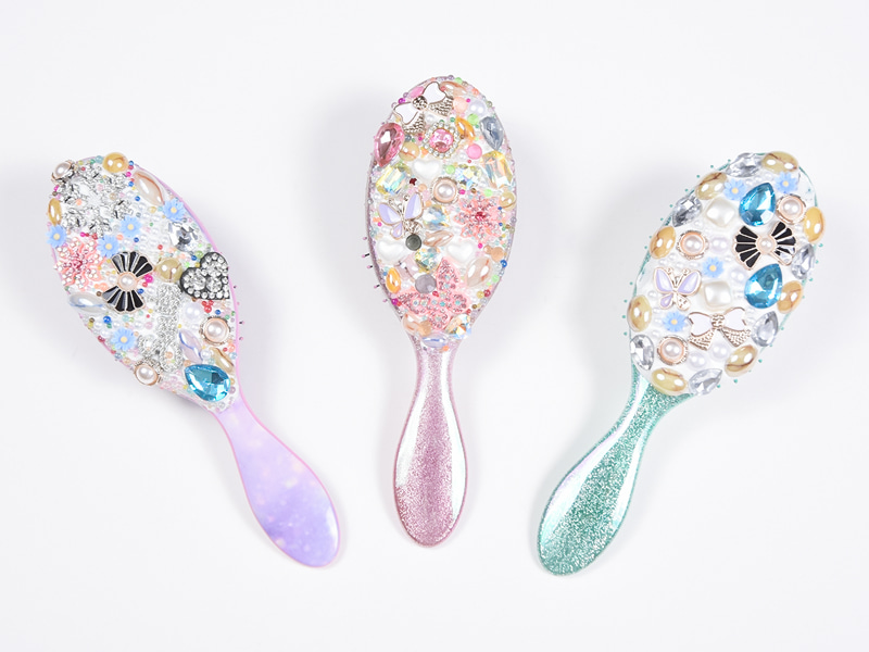 Escova de cabelo oval para desembaraçar jóias Bling