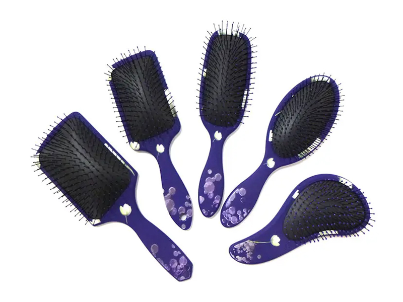 Escova plástica para extensões de cabelo para desembaraçar