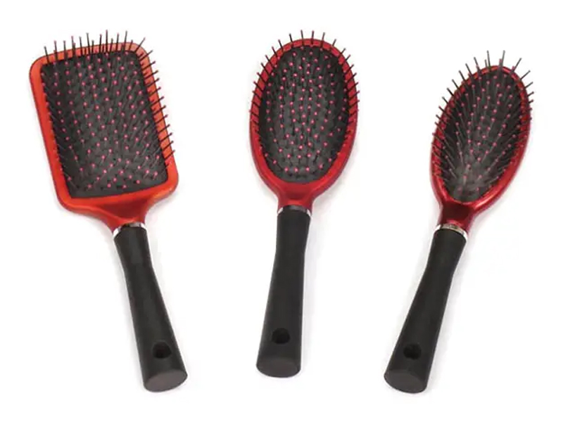 Escova de cabelo plástica com revestimento de borracha