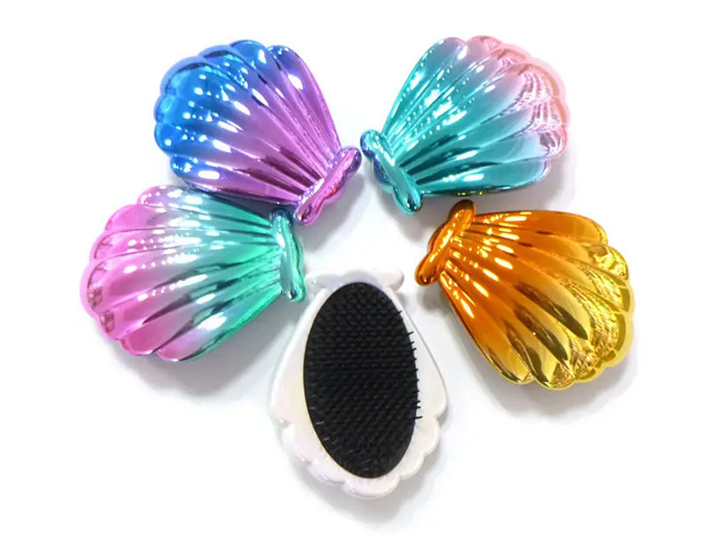 Mini escova de cabelo galvanizada em forma de concha para desembaraçar crianças