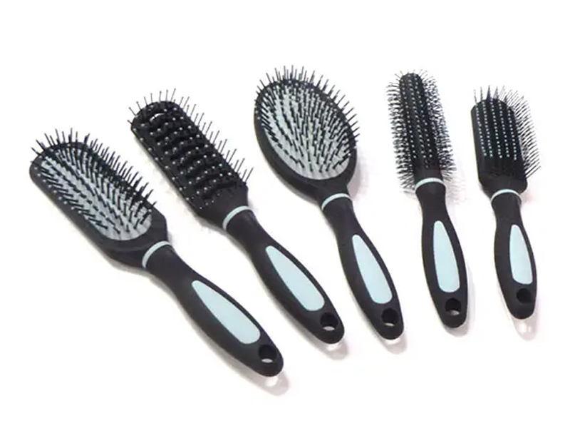 Conjunto de escova de cabelo de plástico com revestimento de borracha