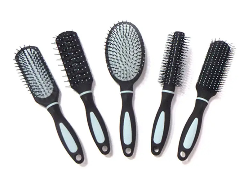 Conjunto de escova de cabelo de plástico com revestimento de borracha