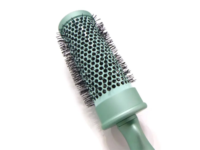 Escova de cabelo redonda com revestimento de borracha e toque suave