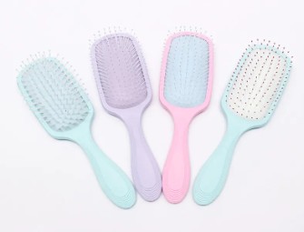 Qual escova desembaraçadora protege melhor seu cabelo？